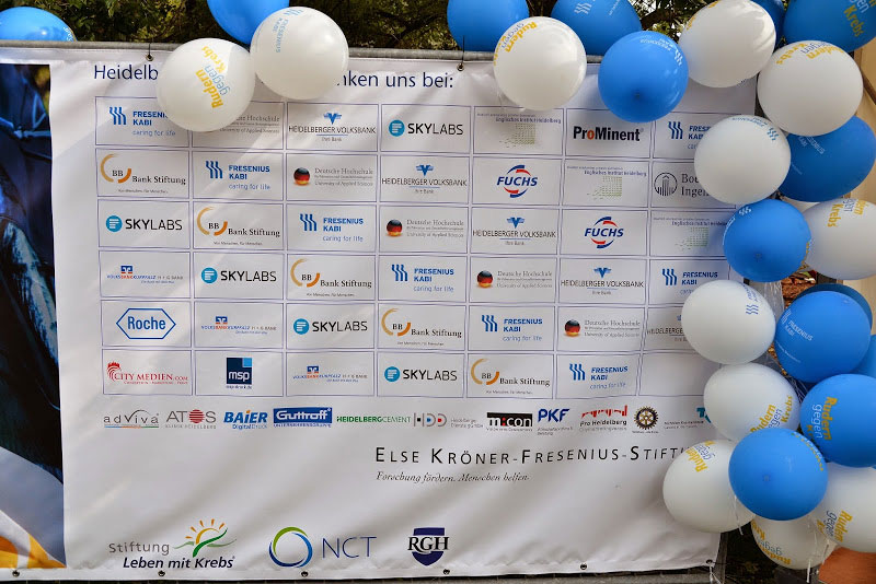 Banner mit allen Sponsoren der Aktion Rudern gegen Krebs